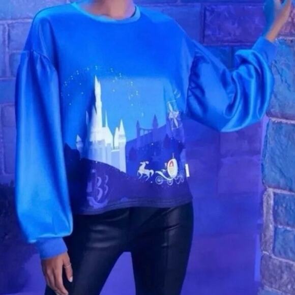 Disney Her Universe Sweatshirt Blue Purple Cinderella Castle sweater  NWT - Picture 1 of 3